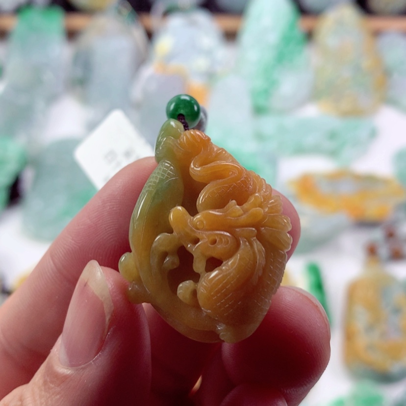 【闪购商品】翡翠吊坠(不含链)未镶嵌