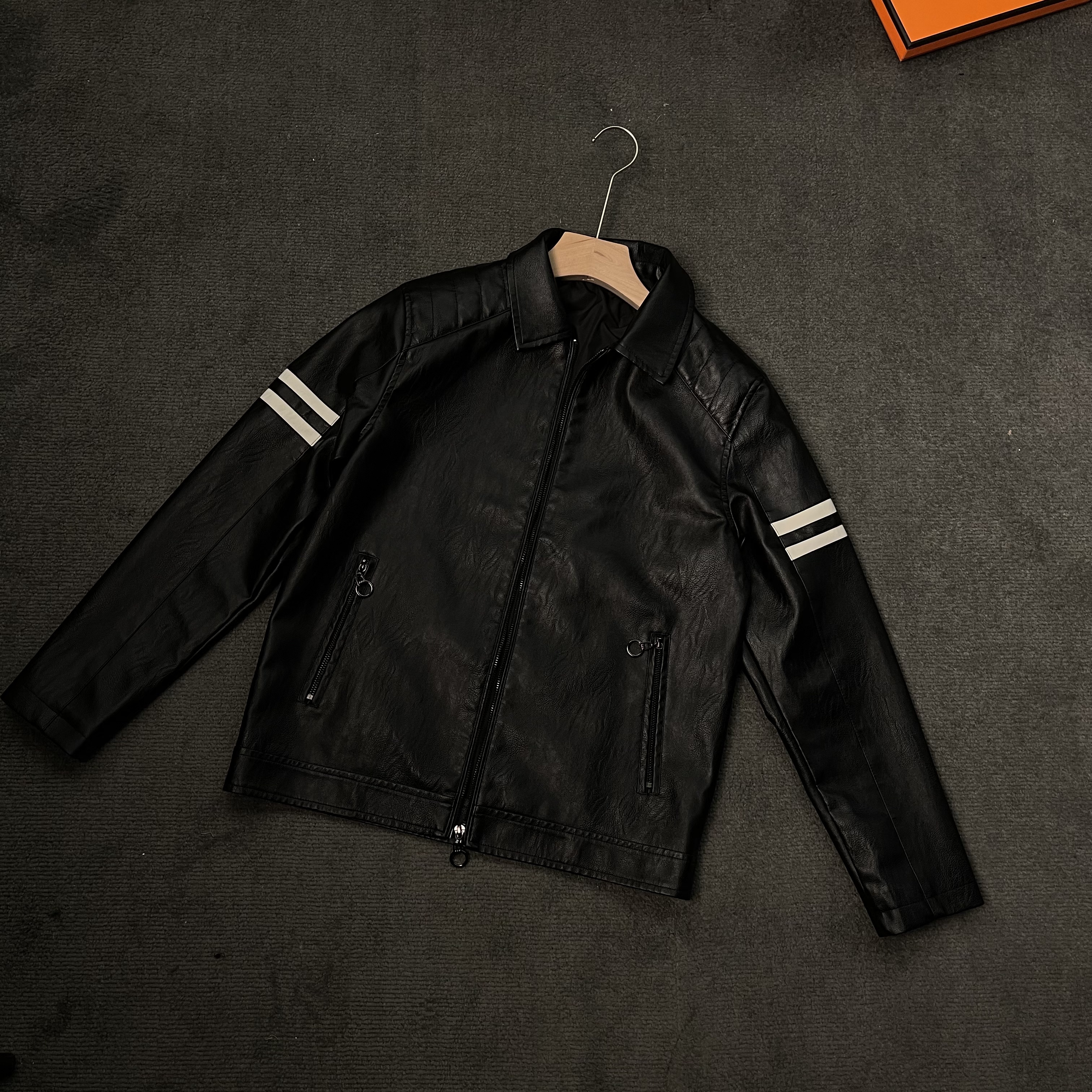 秋冬PU皮夹克外套机车服皮衣拼色商务正装上衣痞帅翻领美式男装