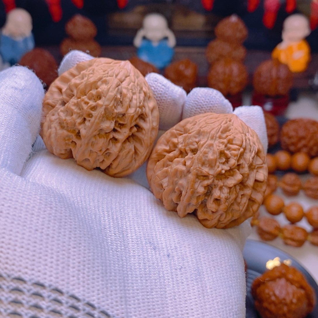 文玩核桃吊坠毕业级 暴雪狮子头41