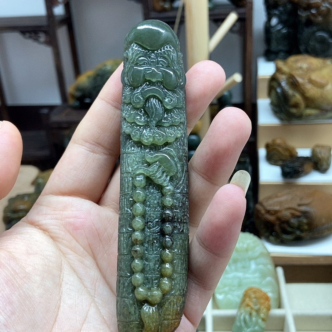 岫岩河磨玉（透闪石质玉）把件未镶嵌w****n