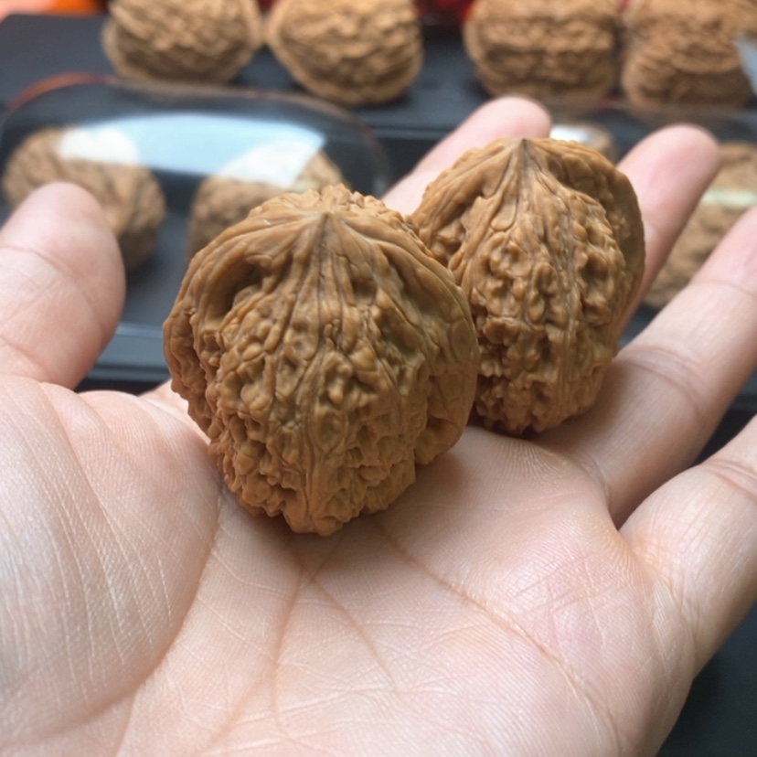 【闪购商品】文玩核桃吊坠听*者34尺南