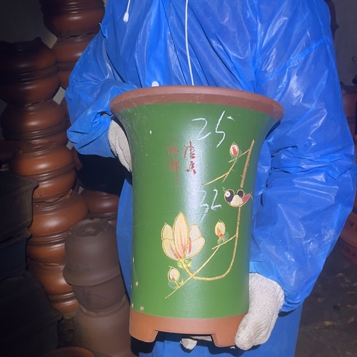 紫砂花盆紫砂花盆和小