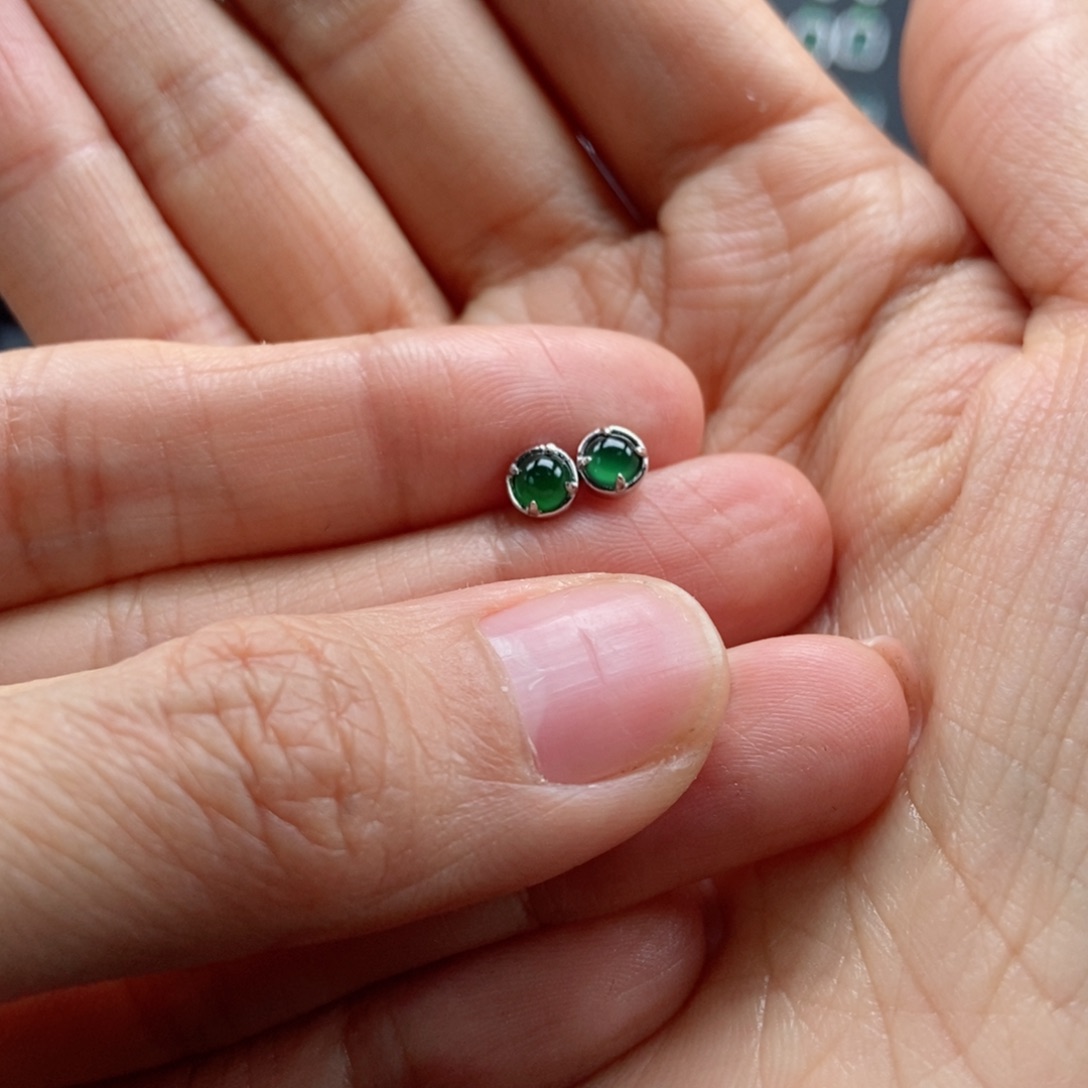 翡翠耳饰银S925镶嵌翡翠首饰