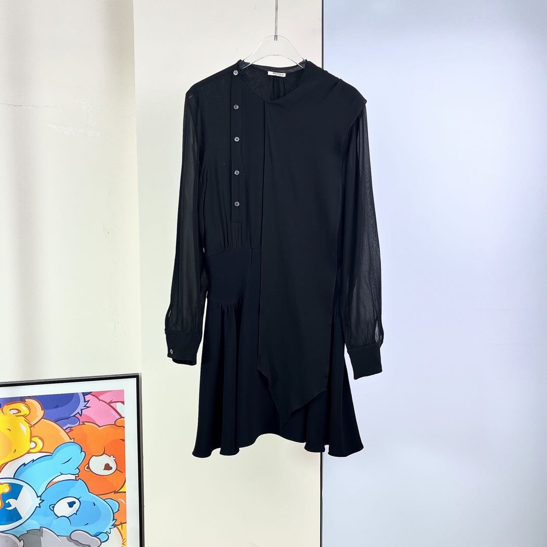 99新 MIU MIU/缪缪 99新/Miumiu /拼接连衣裙 /42码/Xsp38113 