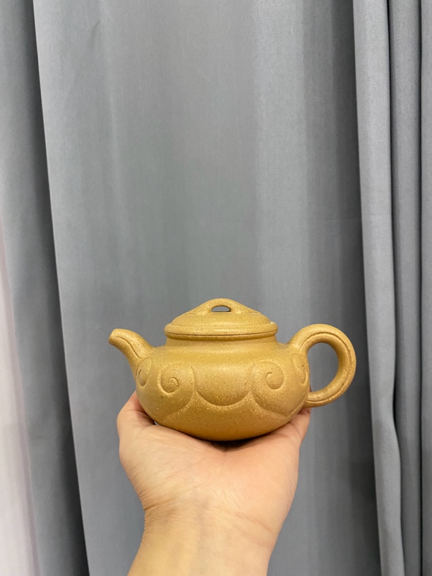 宜兴黄龙山原矿黄金段泥半手精工仿古如意壶275cc