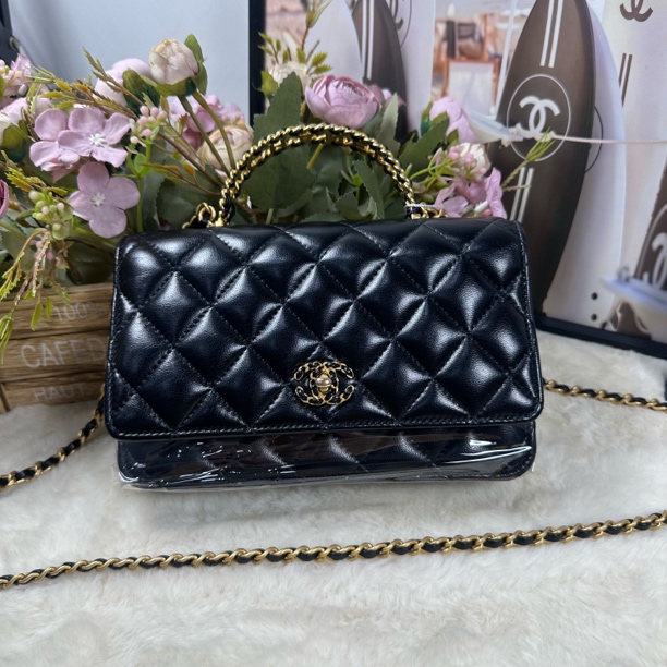 99新 Chanel/香奈儿 24c黑金黑钻手柄woc