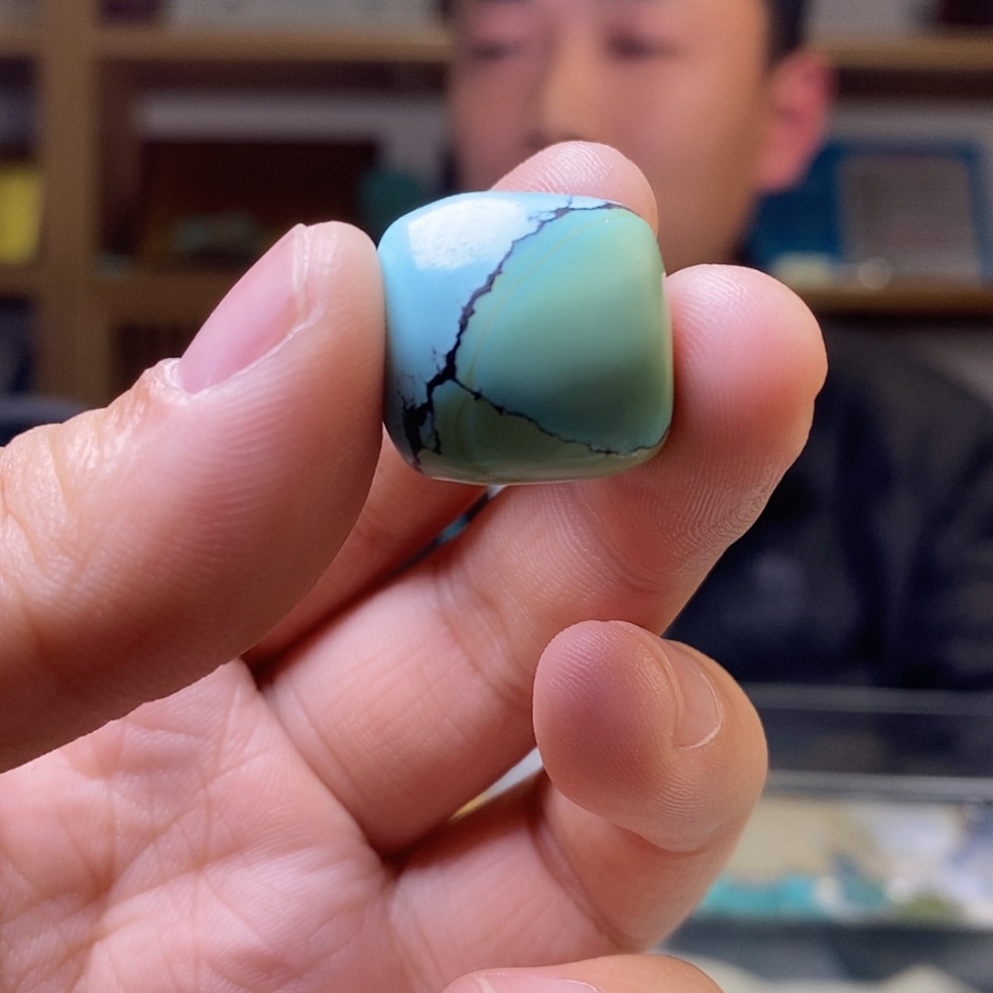 茶***社绿松石未镶嵌配饰