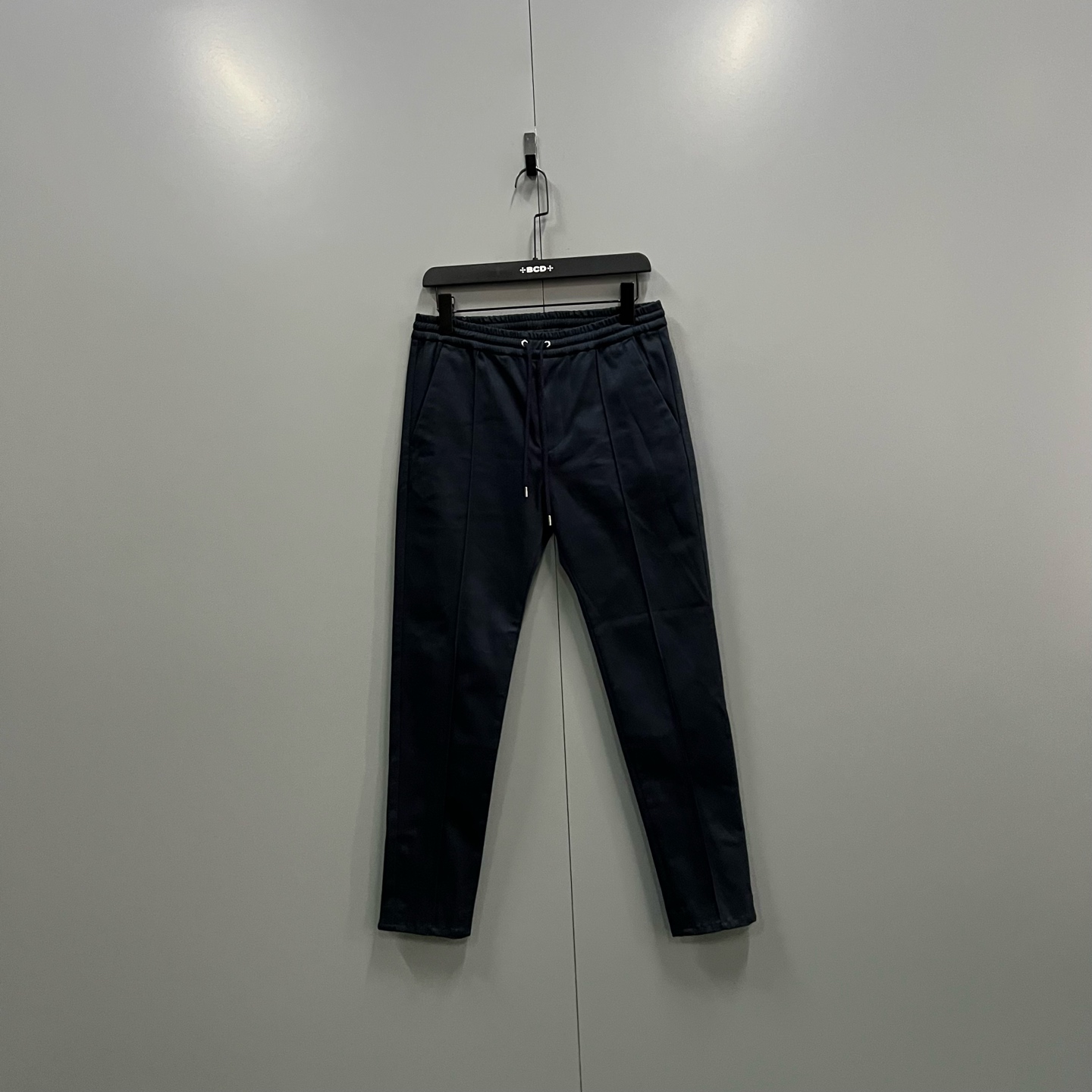 未使用 maje jp1226 UNDERCOVER 藏青色抽绳卫裤 30码 020275