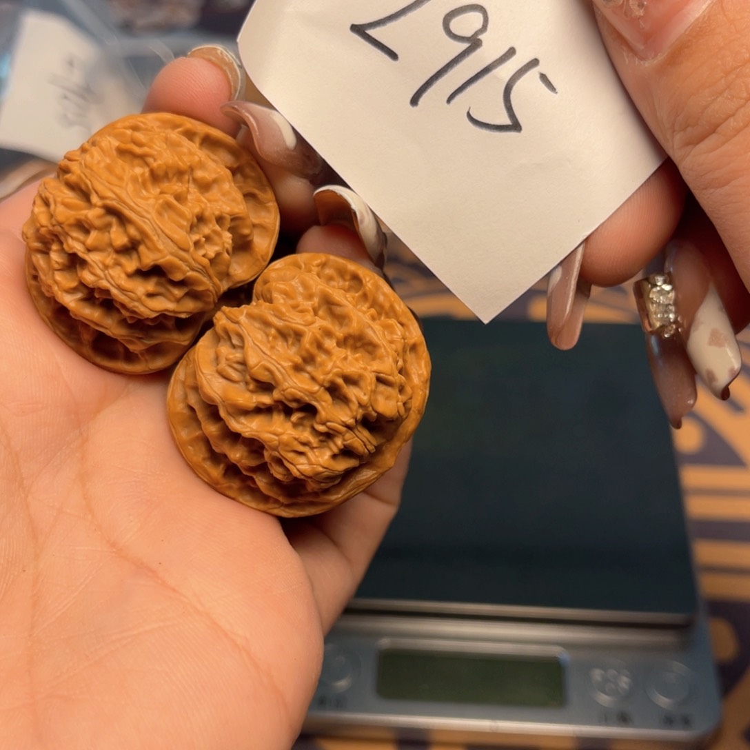 文玩核桃把件苹果园36