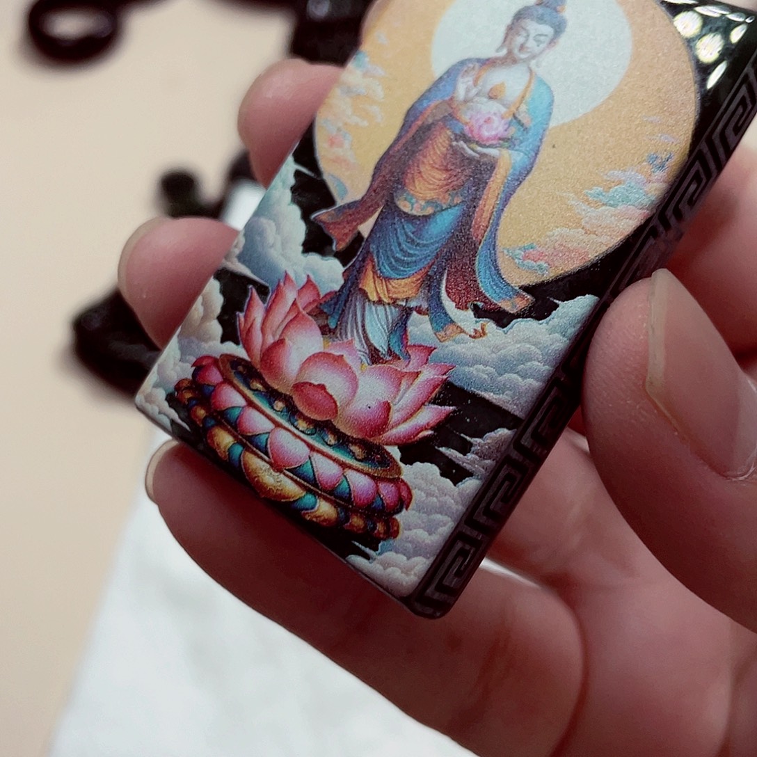 翡翠未镶嵌颈饰先鉴后发一物一证