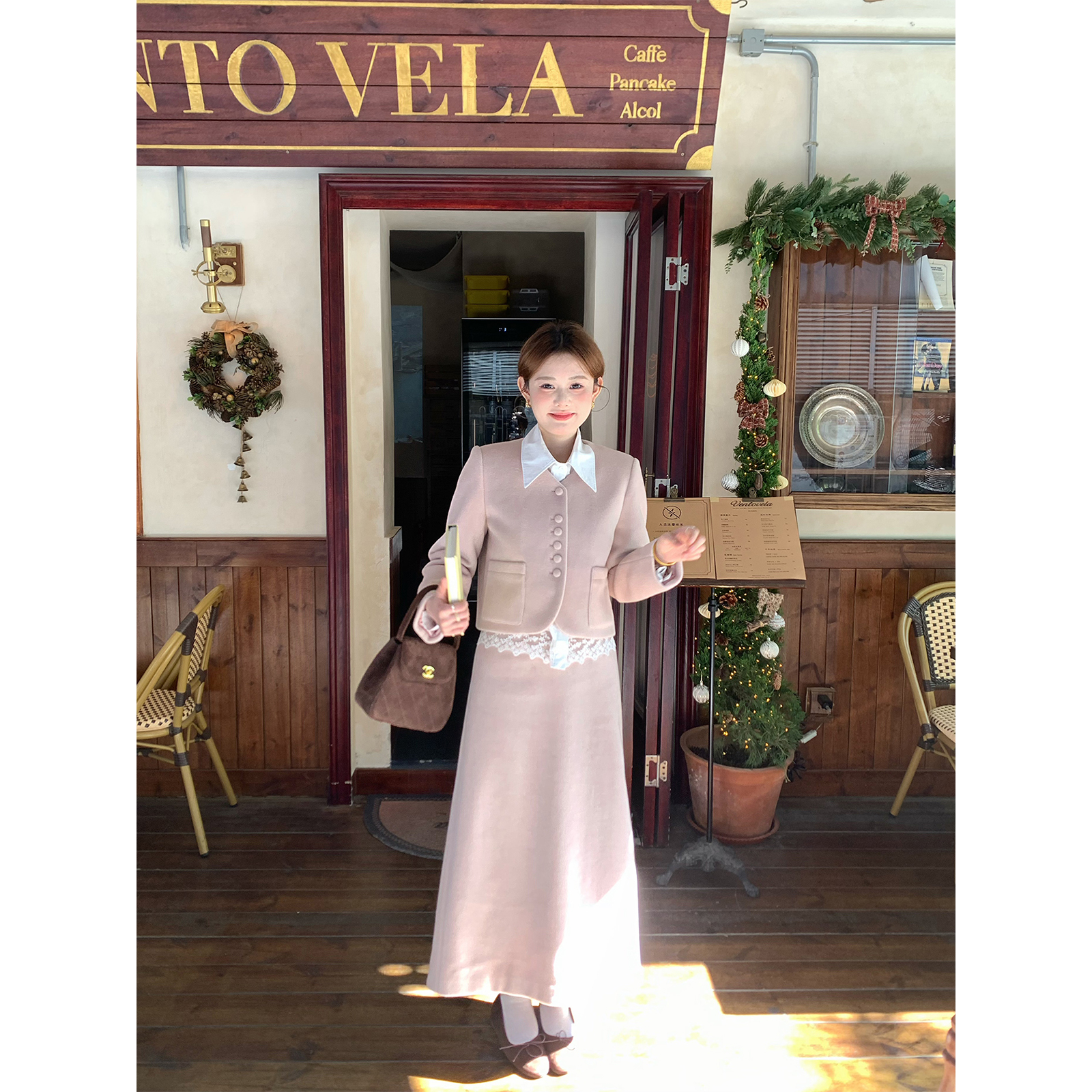 火火火【海盐桃酪】韩系气质小众温柔v领外套半身裙套装S40205HH54