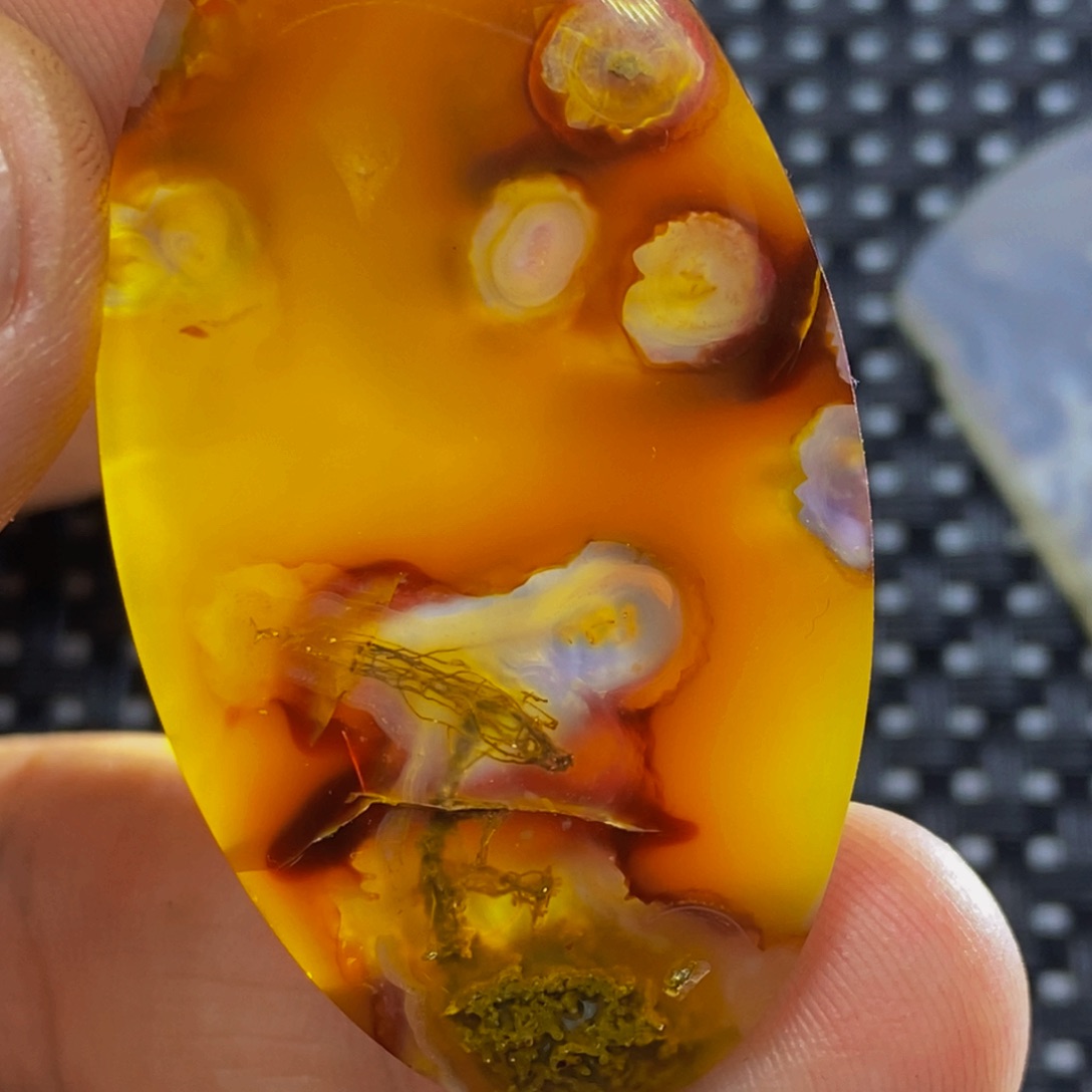 玛瑙/玉髓颈饰未镶嵌凡**凡