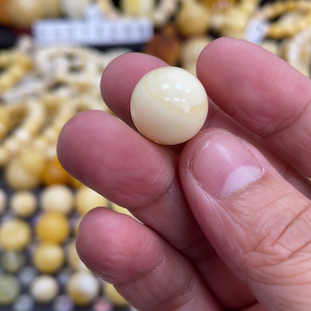 琥珀珠宝奇石未镶嵌14.8mm皮色打孔