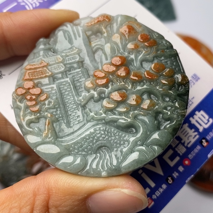 翡翠颈饰未镶嵌翡翠