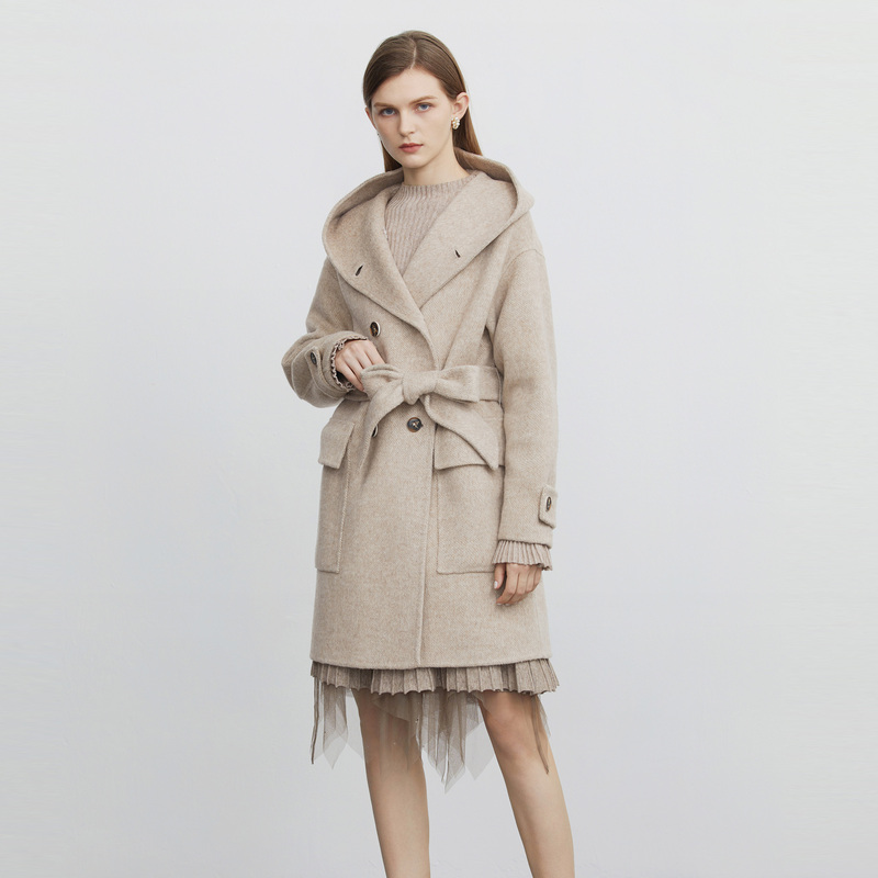 圣迪奥女装秋冬季高端轻奢气质时尚连帽毛呢大衣外套S22482524
