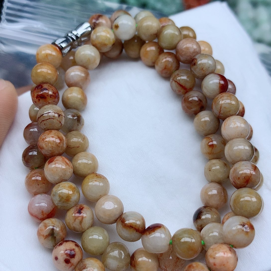 翡翠颈饰未镶嵌手串