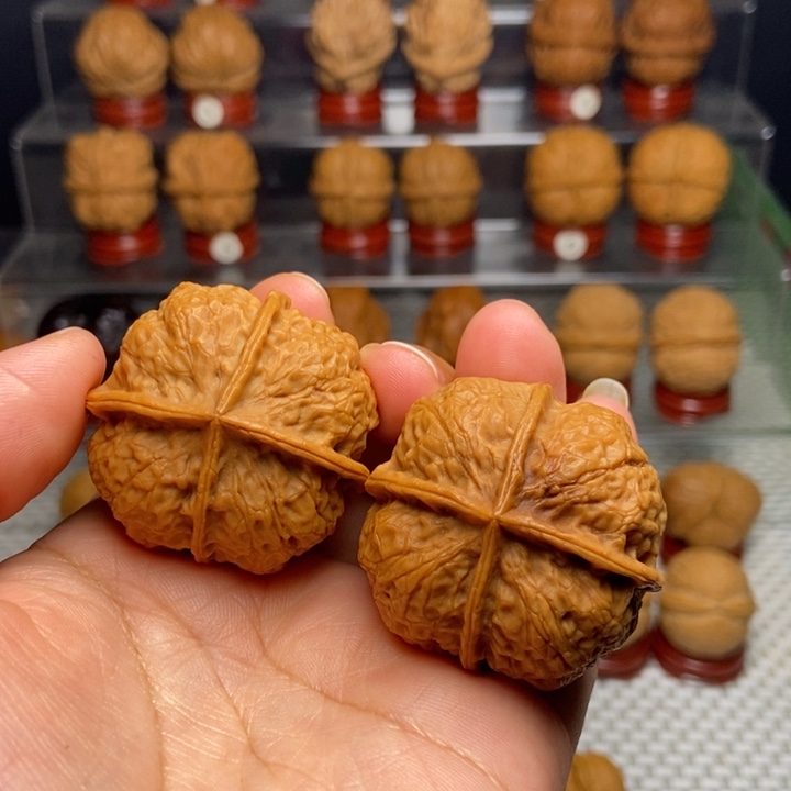 文玩核桃把件十全老印四棱31