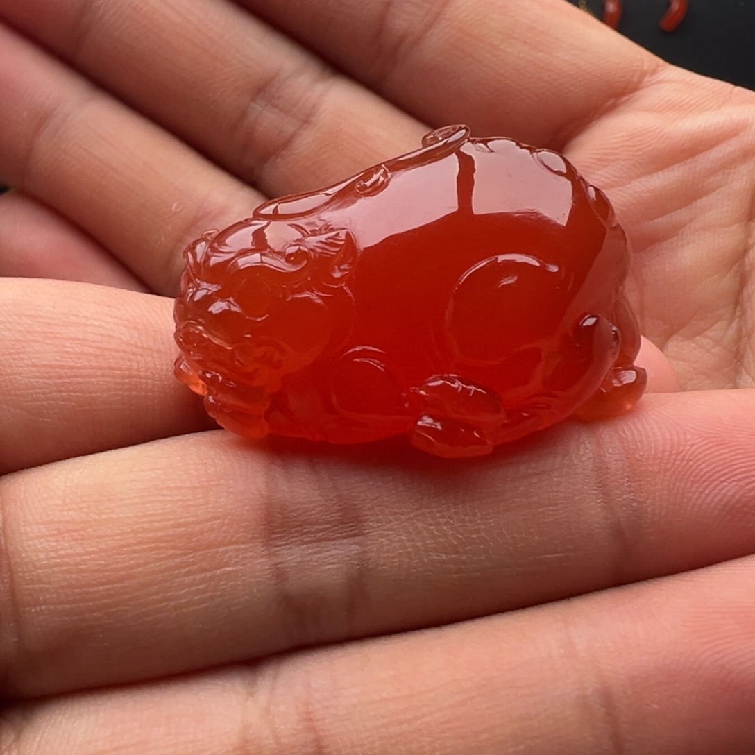 南红玛瑙未镶嵌貔貅