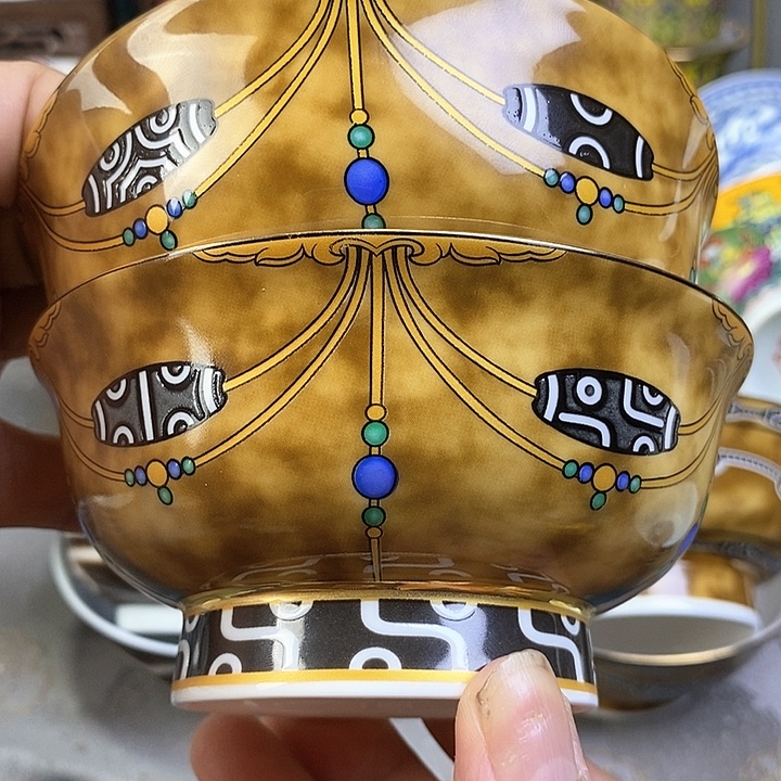 景德镇陶瓷藏式茶碗