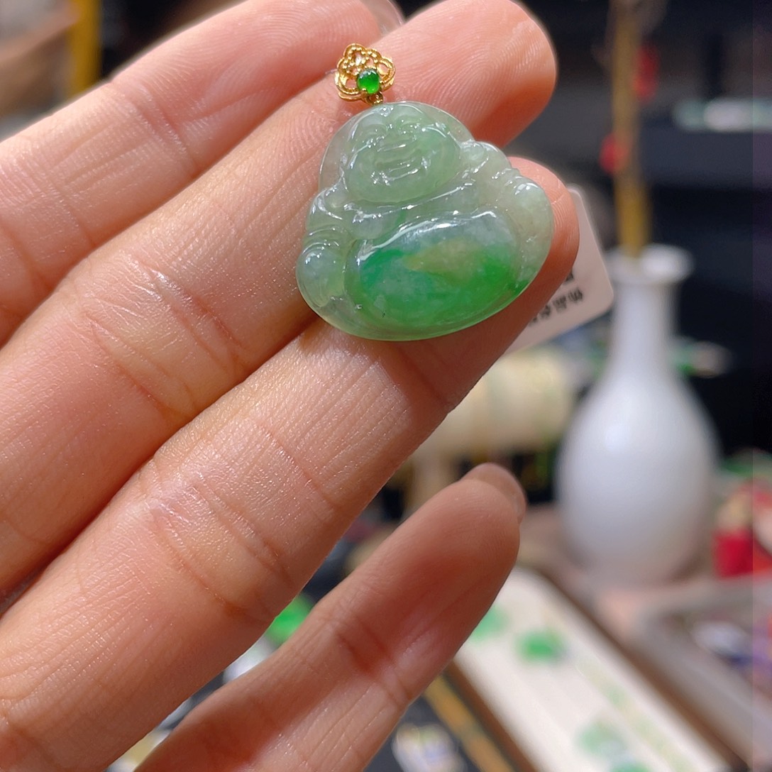 翡翠颈饰18K金镶嵌佛公