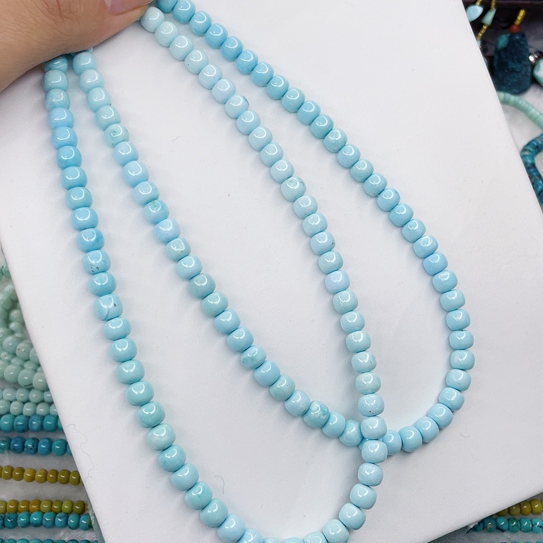 海***朵绿松石未镶嵌颈饰