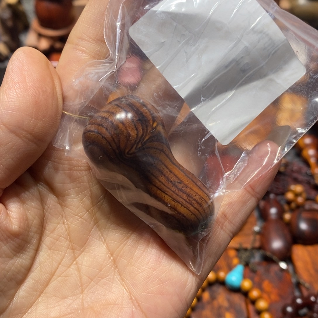 朴***厂微凹黄檀（南美大红酸枝）