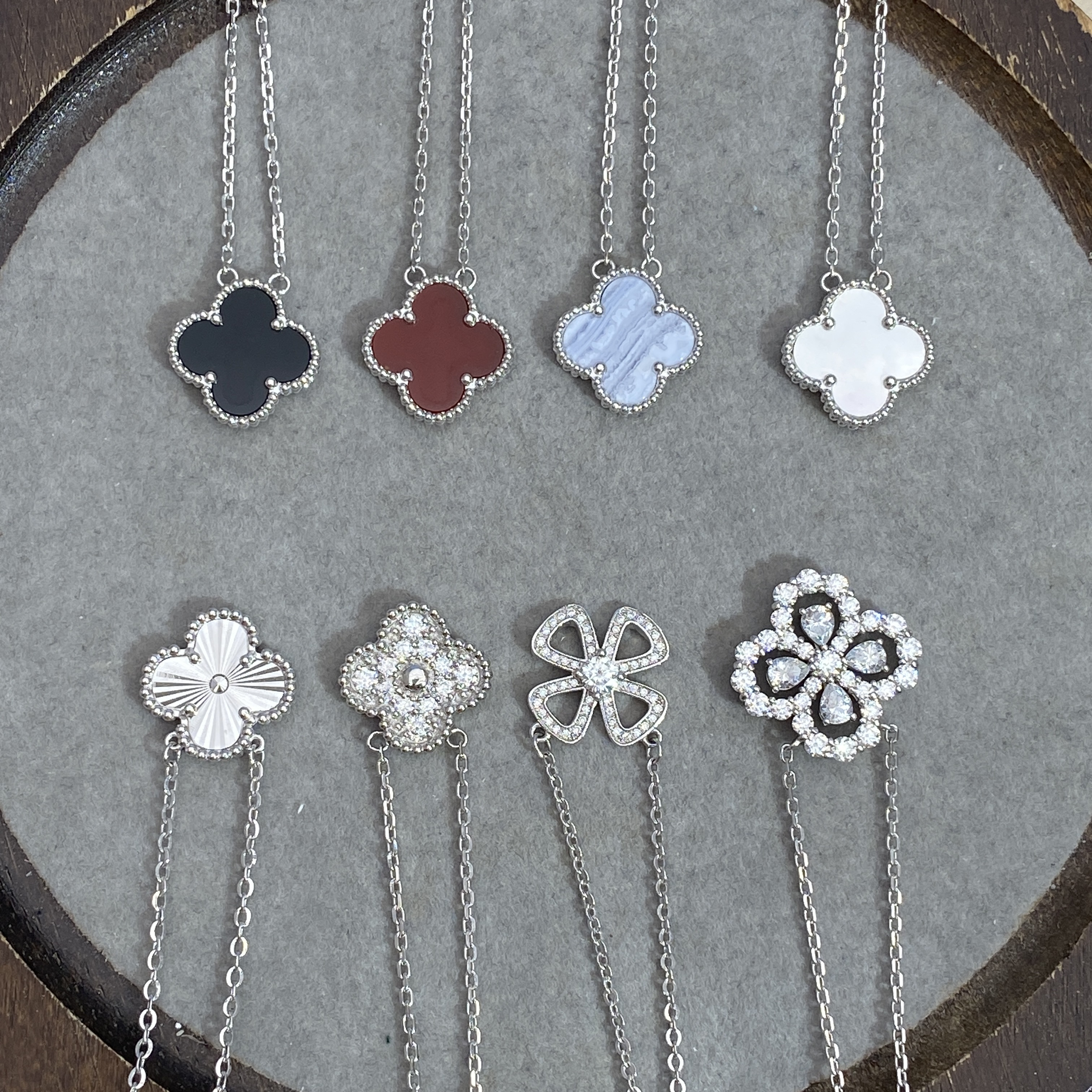 铂金PT950镶嵌莫桑四叶草套链时尚百搭轻奢简约精致满钻