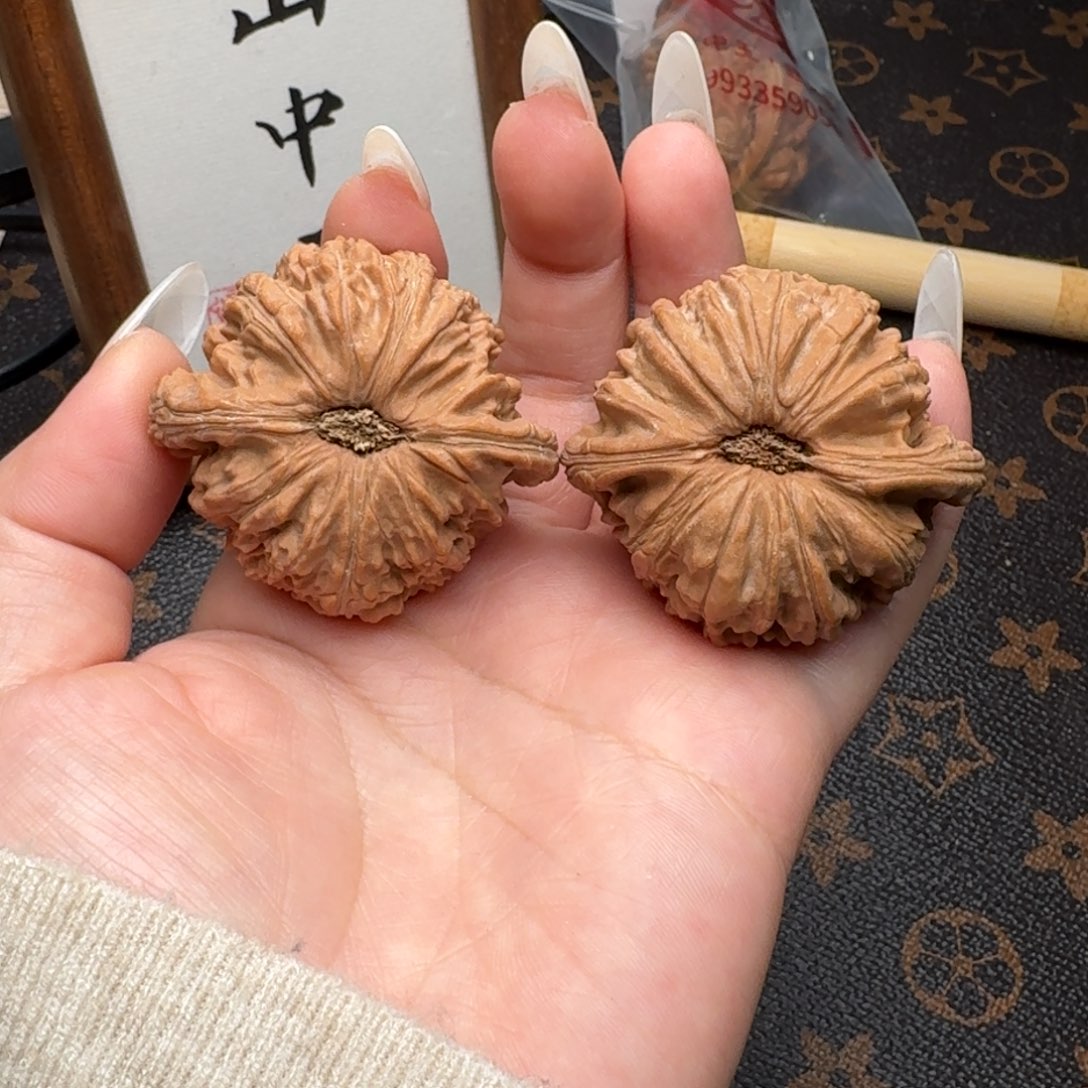 把件文玩核桃45白