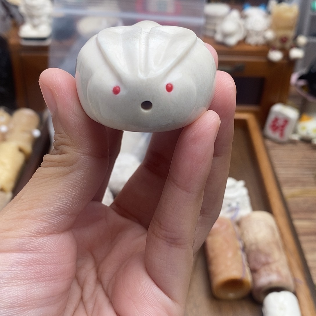 鹿骨把件c34元宝兔