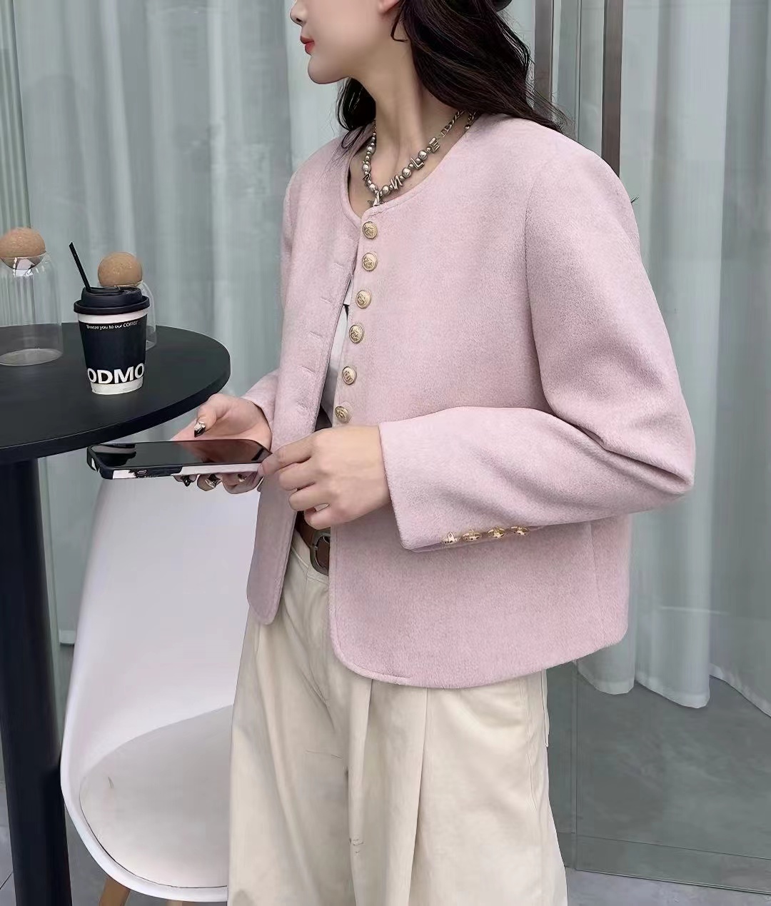 时尚潮流羊绒上衣