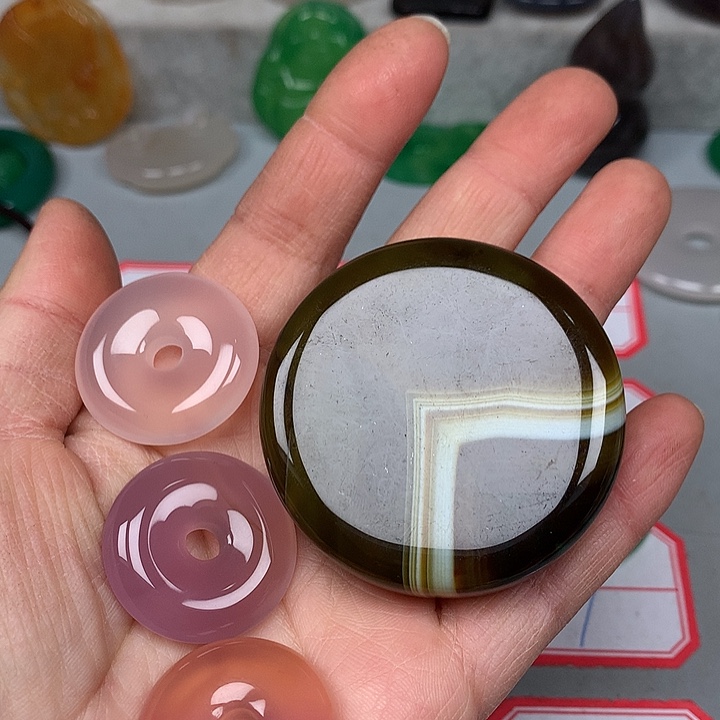 雪***坊玛瑙/玉髓未镶嵌颈饰