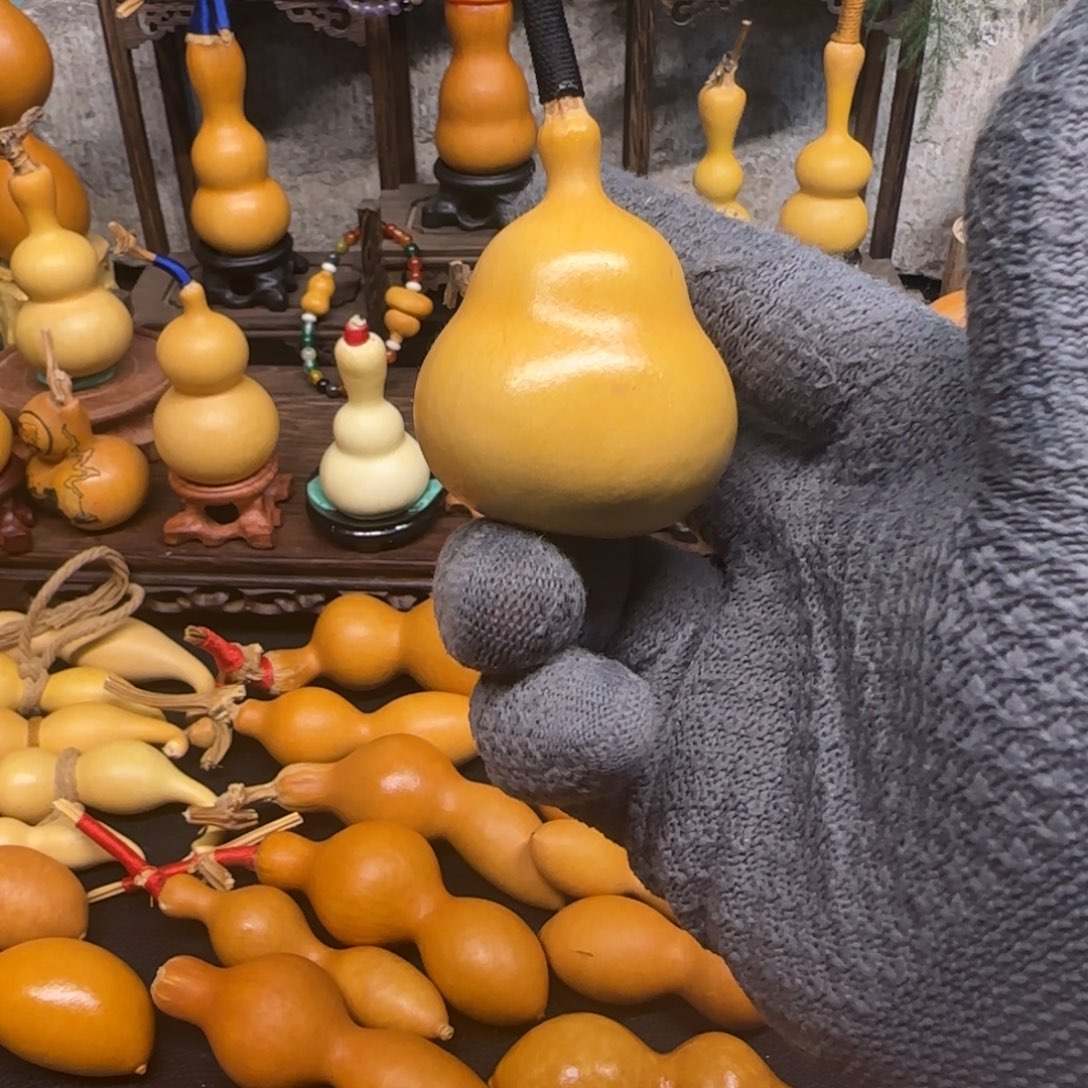 এ***₄大叶紫檀（黑酸枝木类）