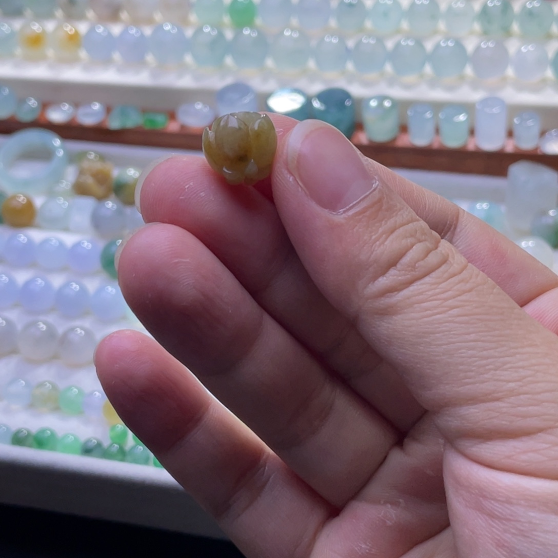 翡翠散珠莲花珠卡11.7/9.7