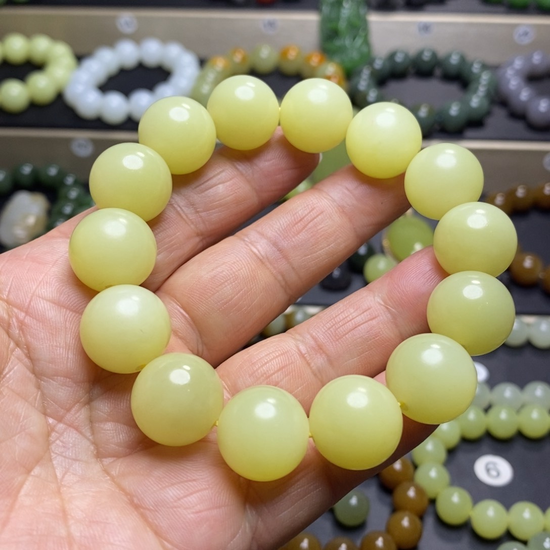 和田玉手串未镶嵌