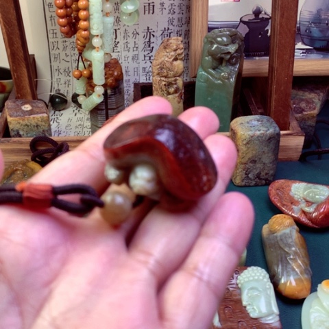 岫岩河磨玉（透闪石质玉）颈饰未镶嵌