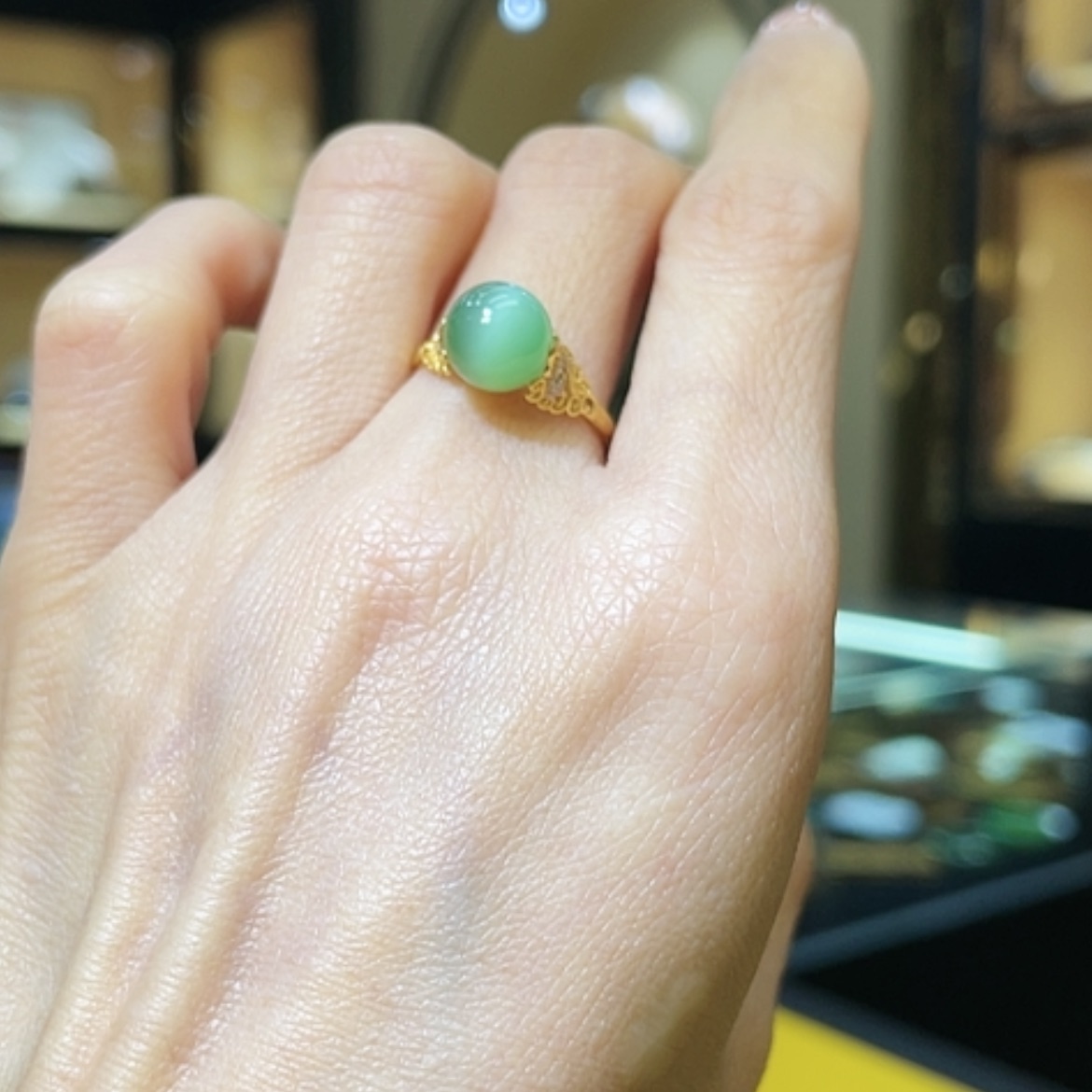 【闪购商品】和田玉戒指18K金镶嵌8mm12#可改