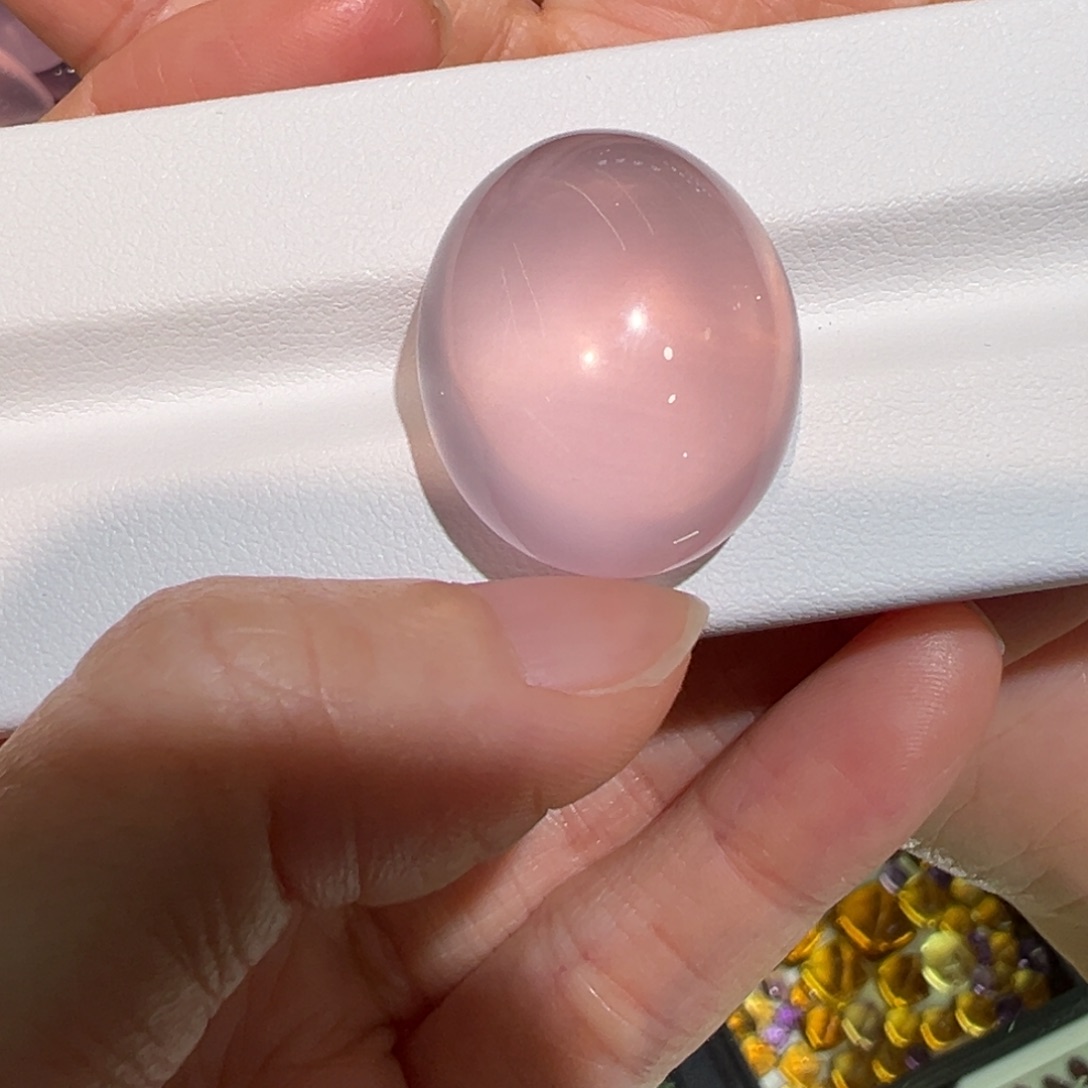 珠宝半成品芙蓉石未镶嵌44.6ct星光