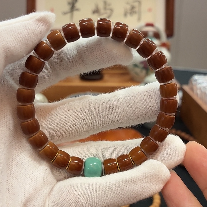 勇***8手串/手链橄榄核清水核尖，8.1直切单圈