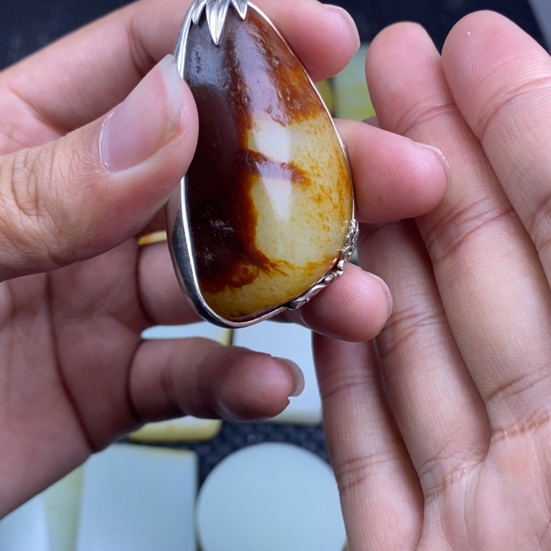 天***乐定制和田玉未镶嵌定制