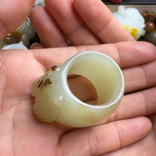 和田玉挂件未镶嵌那*海