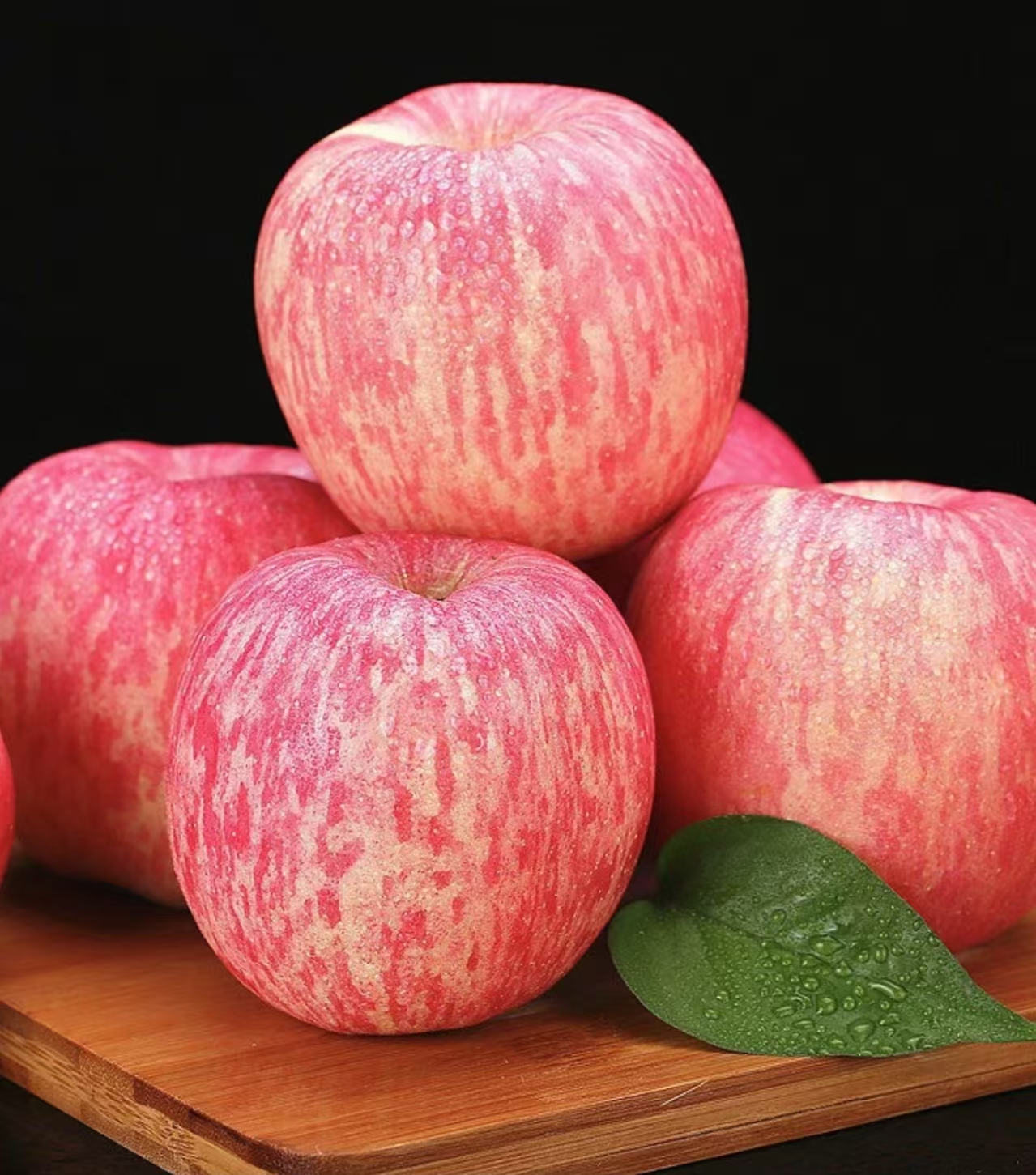 【产地直发】正宗山东红富士苹果新鲜脆甜多汁水果带箱有5斤和10斤