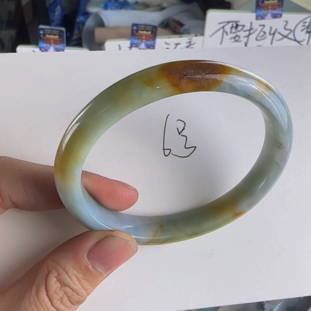 翡翠手镯未镶嵌老坑60贵妃