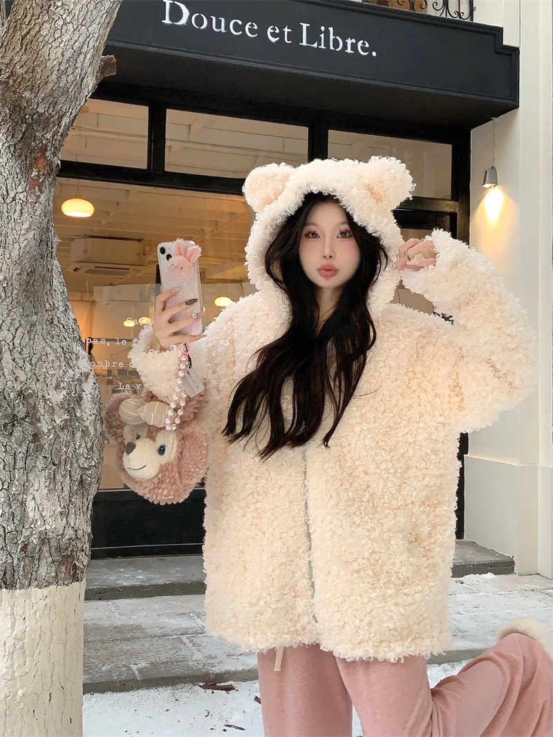 2025新款 冬季保暖白色熊耳外套女宽松常规款毛绒连帽保暖外套