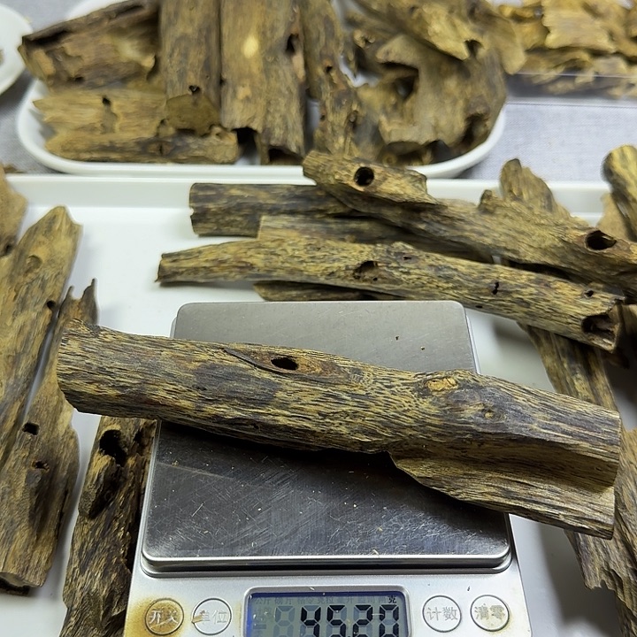 小***人香料乌身圆叶虫漏香45克