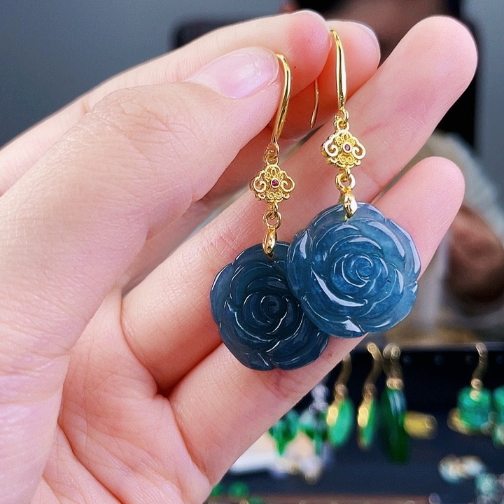 翡翠耳饰未镶嵌饰品