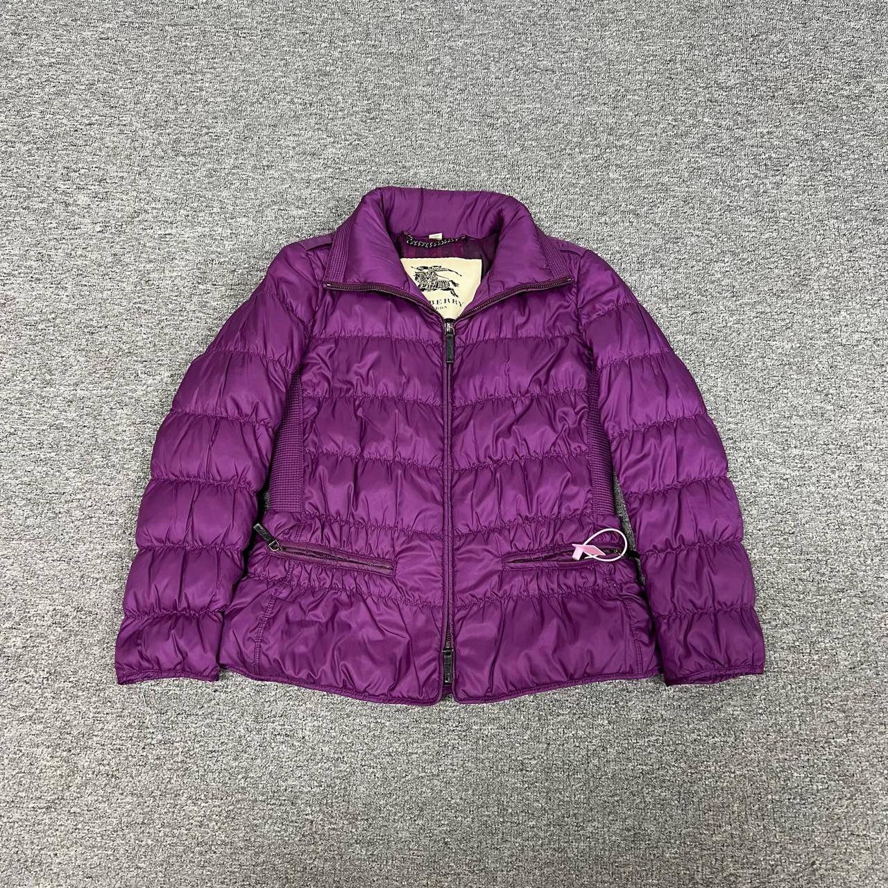 99新 BURBERRY/博柏利 Burberry 紫色羽绒服s码