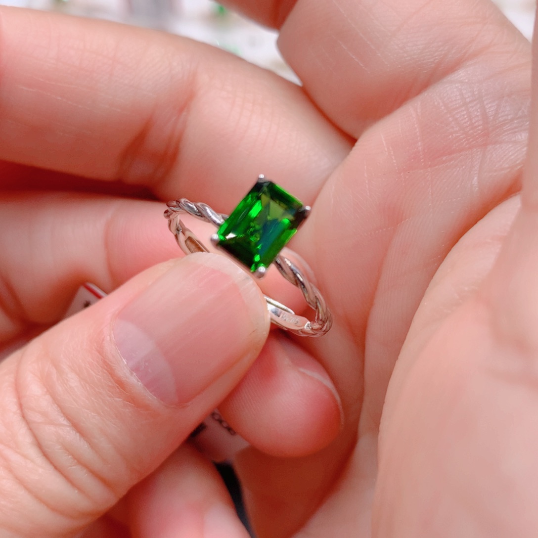 透辉石戒指银S925镶嵌