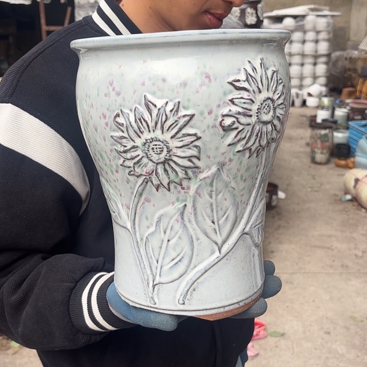 红陶瑕疵口径20高度25