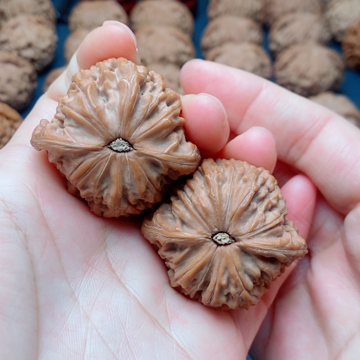 文玩核桃把件明****?41磨盘