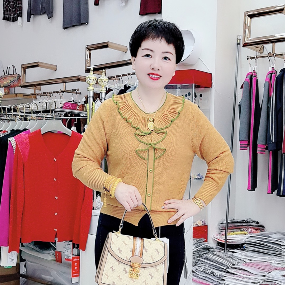 861122 高货木耳V领高级感气质针织上衣